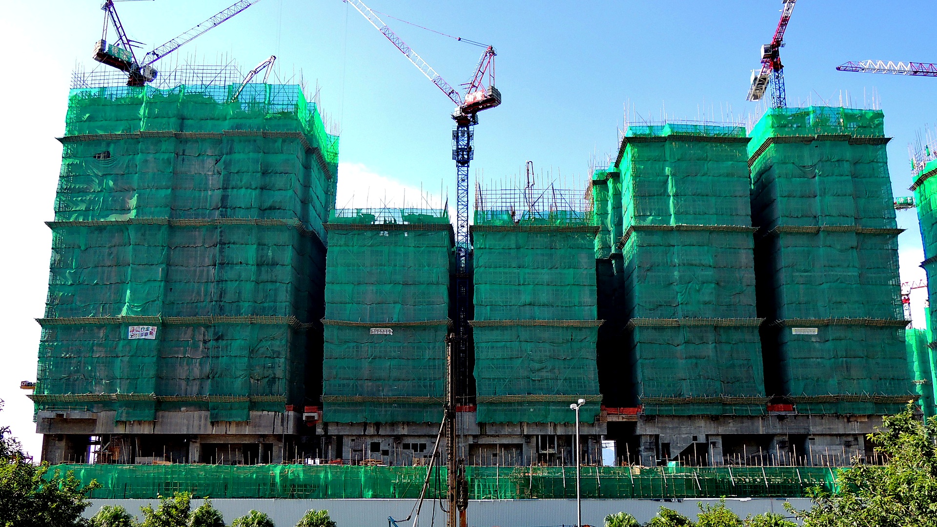 Yau Lee Group construction project